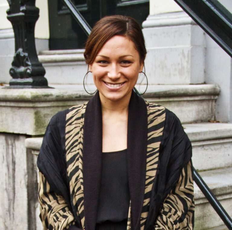 Talking 2 Darla van Hoorn