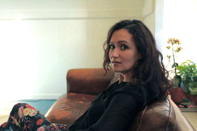 Talking 2 Siti Boelen [NL]