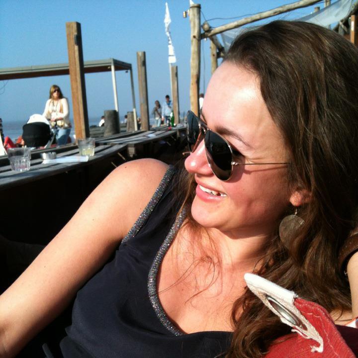 Talking 2 Liselotte Legebeke