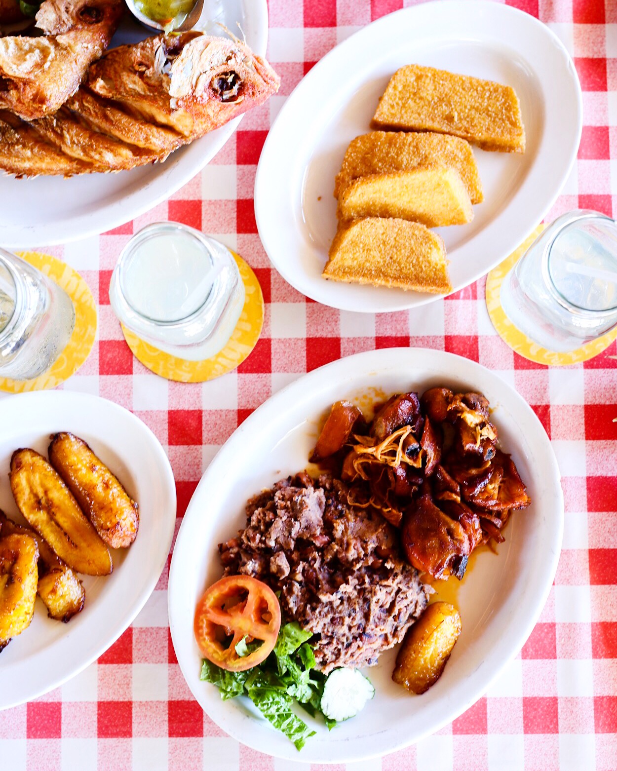 Gebakken funchi / polenta