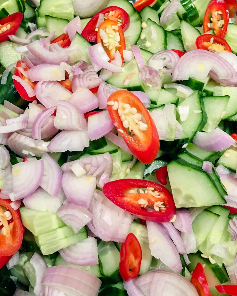 zoetzure komkommer salade_