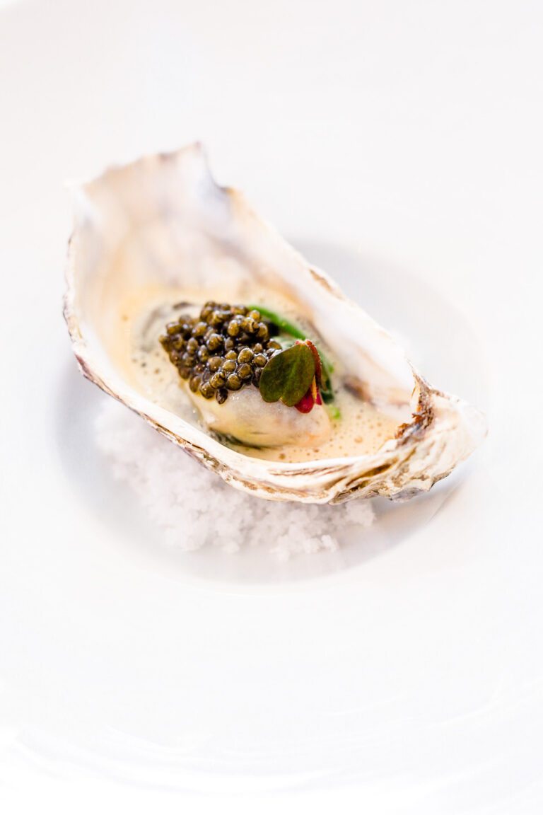 ierse oester whiskey room