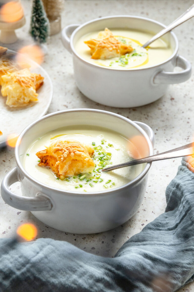 romige preisoep bladerdeegkrans