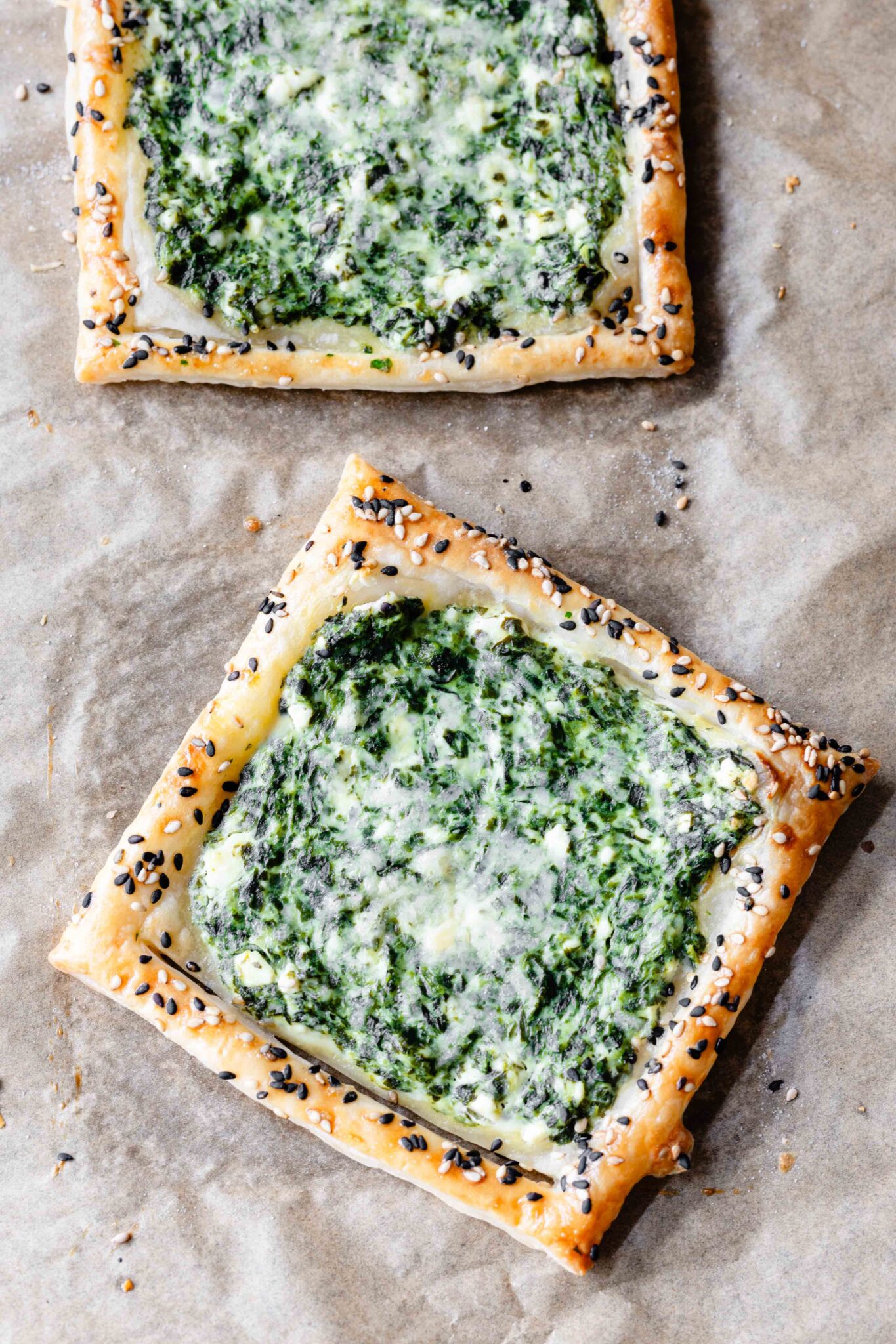 spinazie feta bladerdeeghapjes